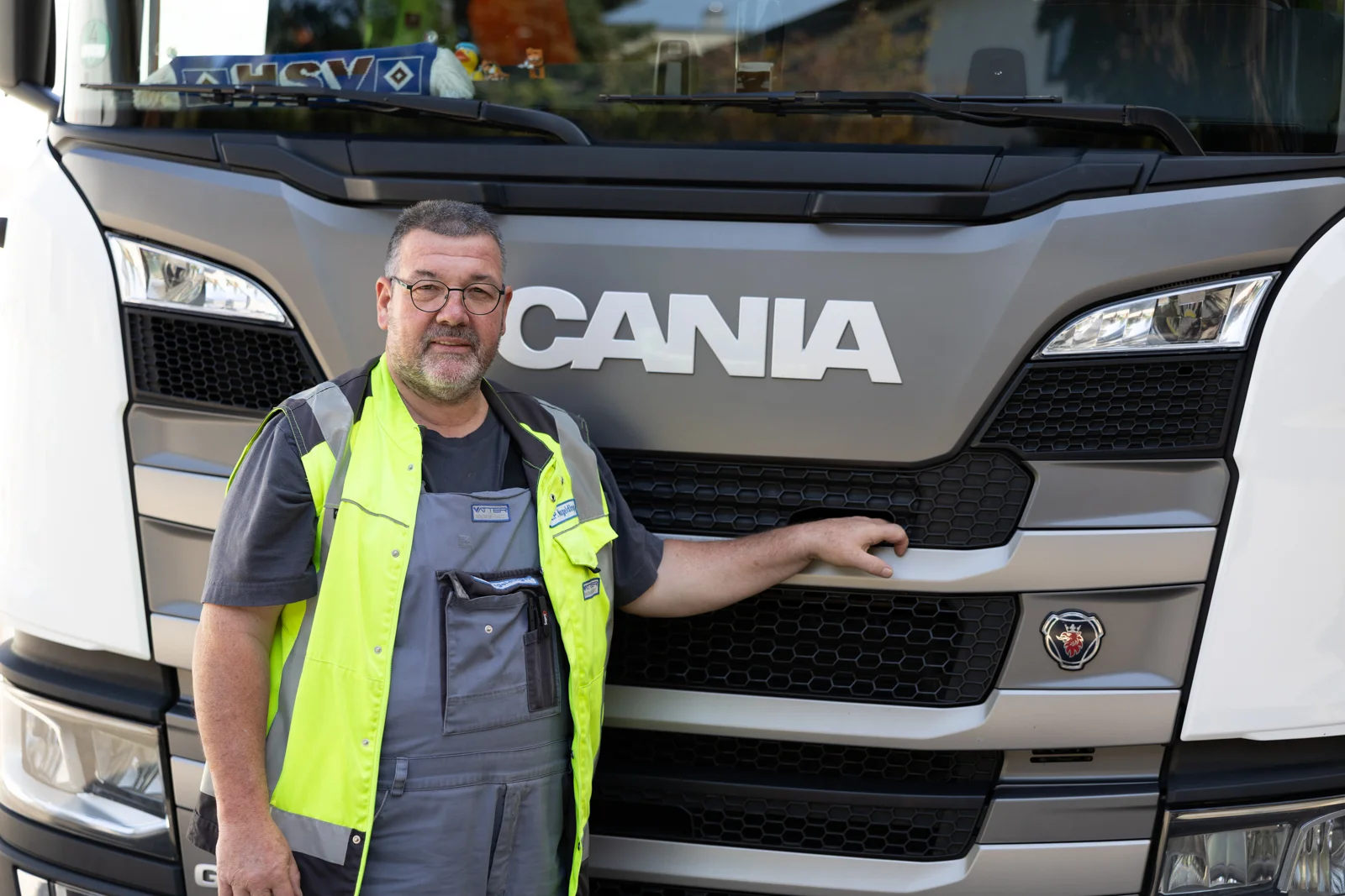 LKW des Vatter-Fuhrparks für Baustellenbelieferung